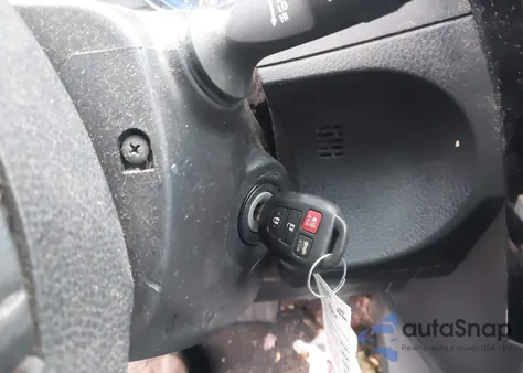 2017 Toyota Corolla Le z USA, uszkodzony, nr VIN 2T1BURHE2HC908694